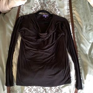 Black long sleeve scoop neck top